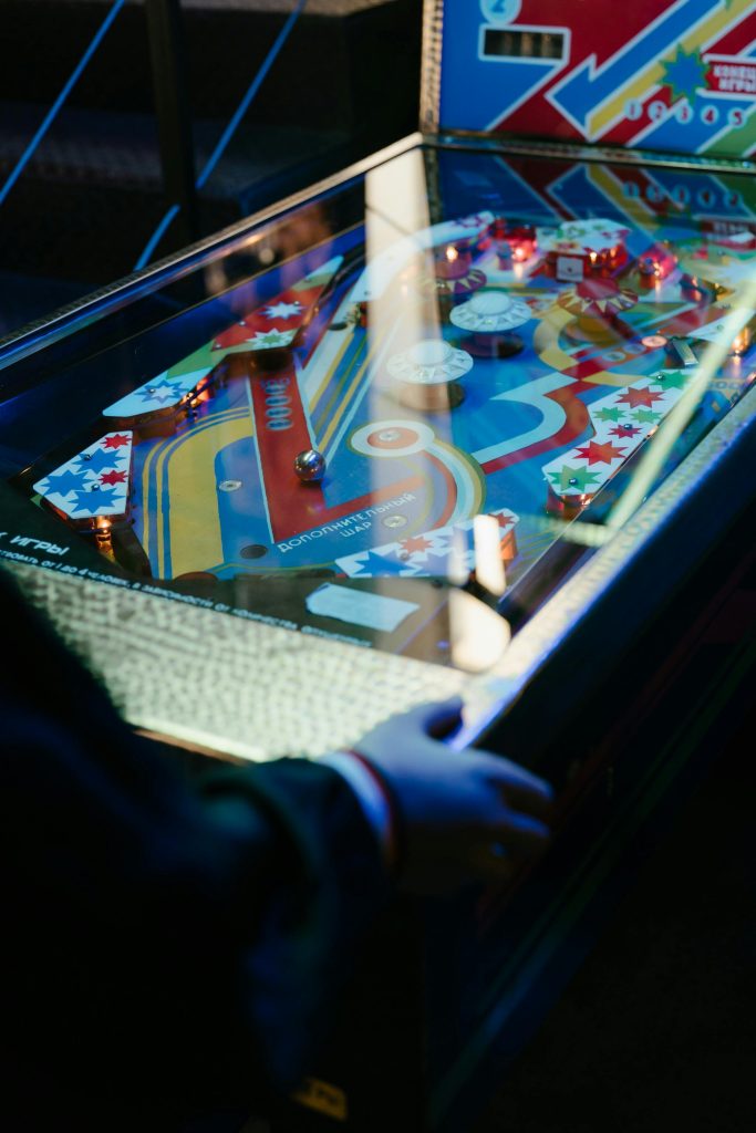 Play Pinball