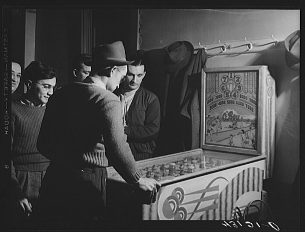 Retro Pinball